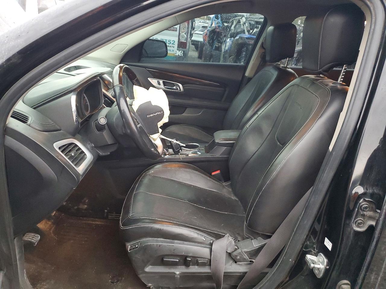 2017 GMC TERRAIN DENALI photo 7