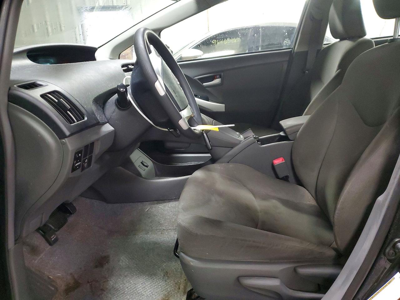 2011 TOYOTA PRIUS photo 7