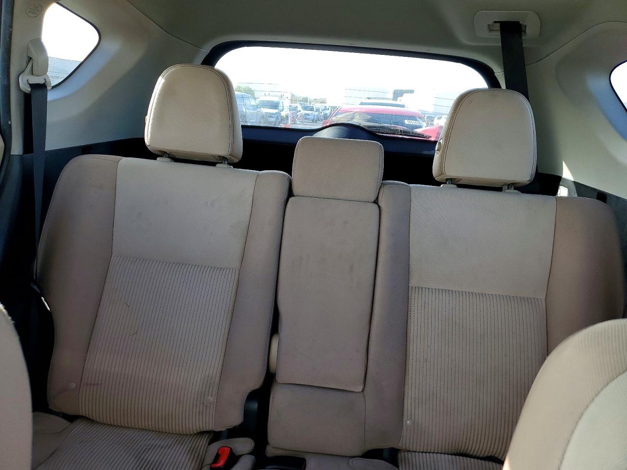 2013 TOYOTA RAV4 XLE photo 10