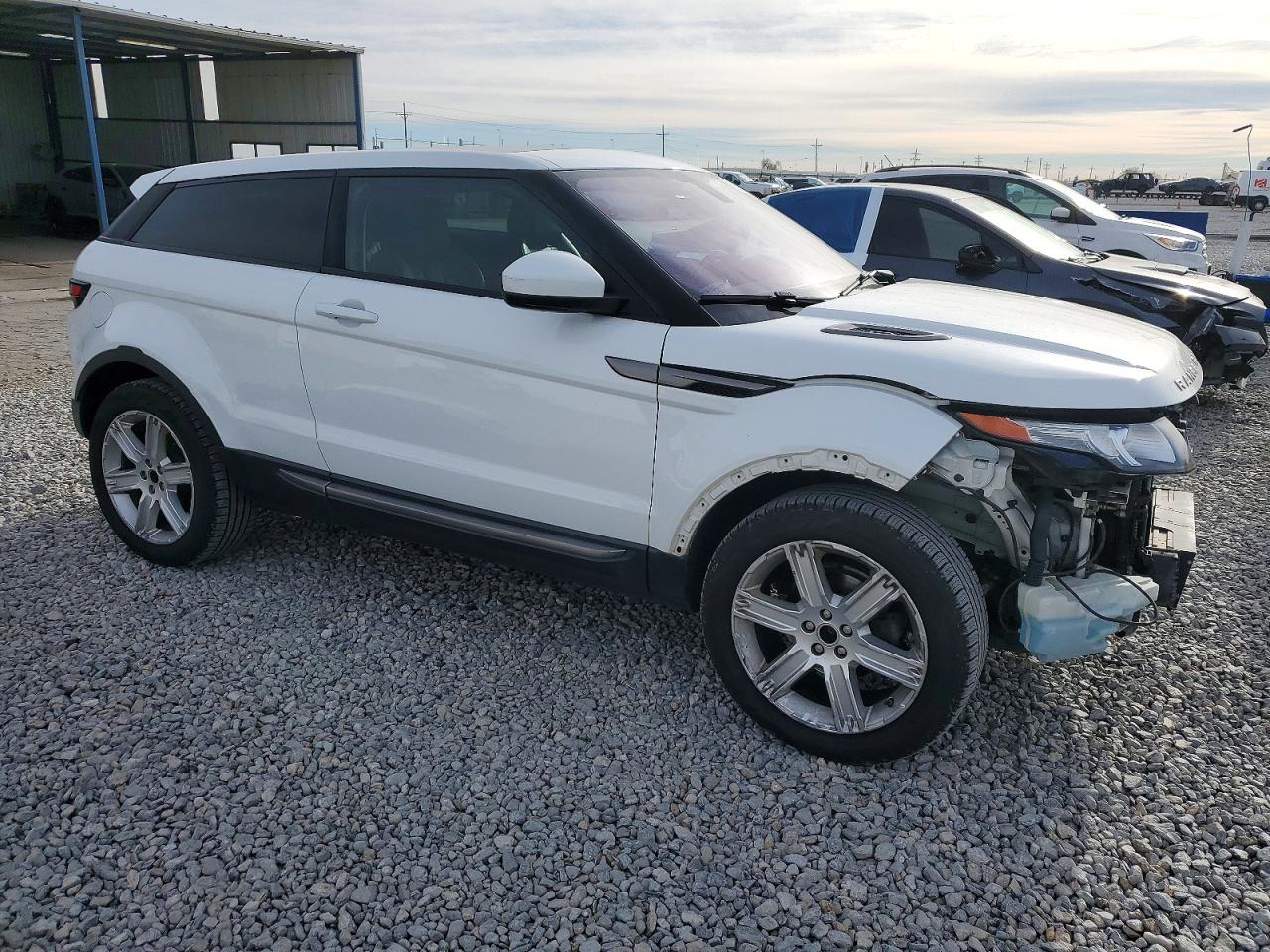 2015 LAND ROVER RANGE ROVER EVOQUE PURE PLUS photo 4