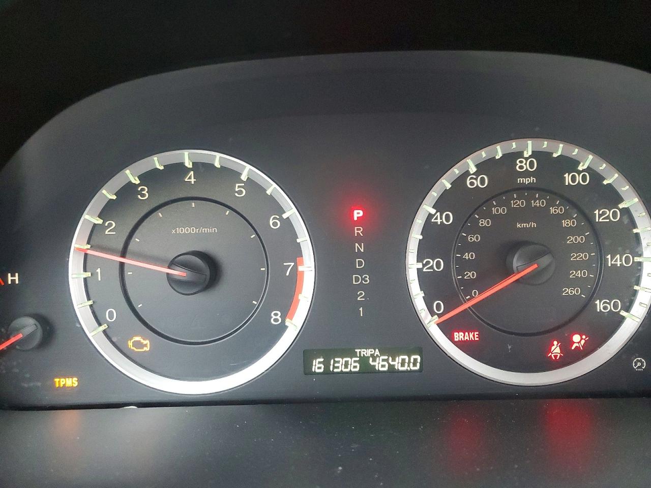 2010 HONDA ACCORD LX photo 9