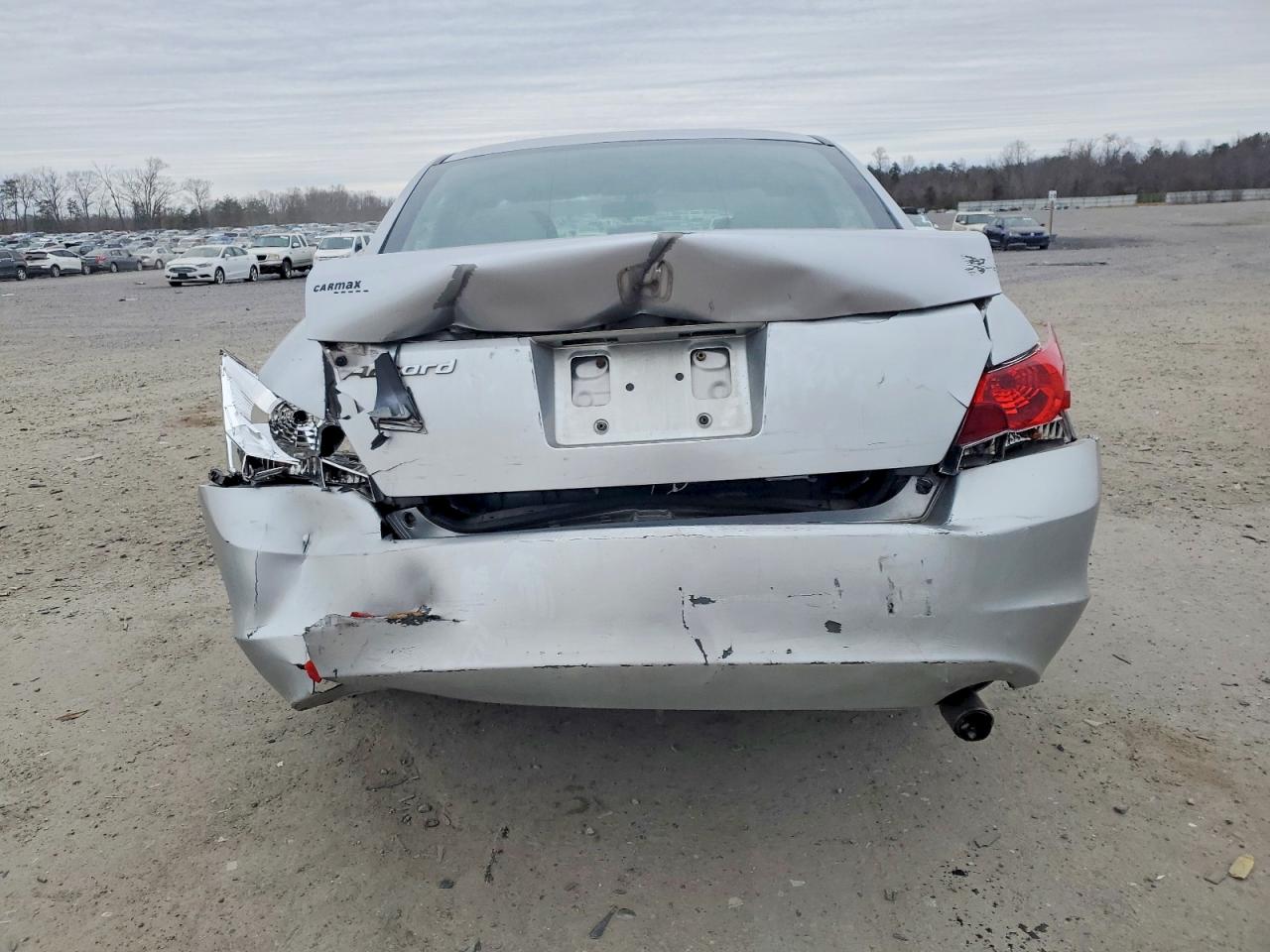 2010 HONDA ACCORD LX photo 6