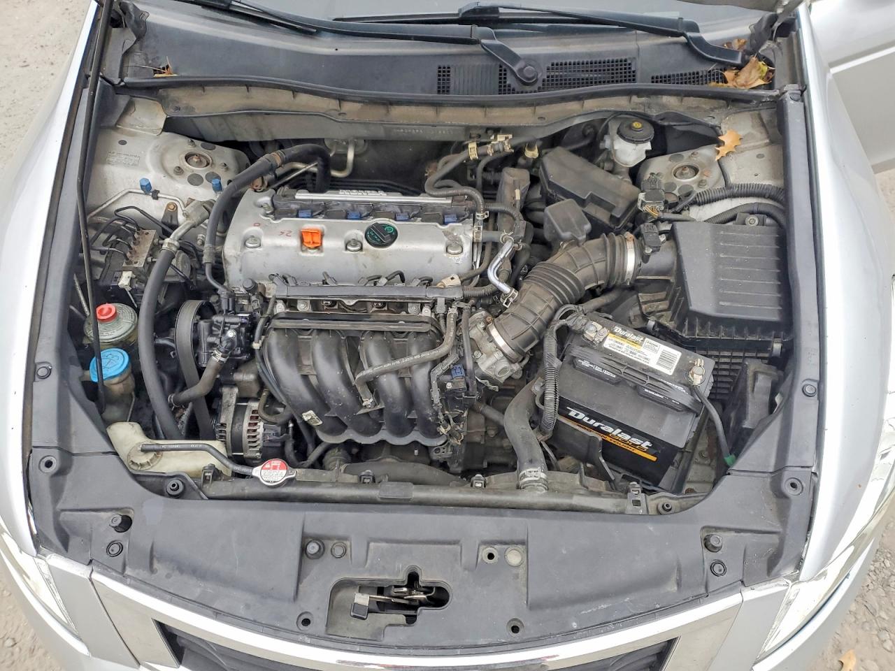 2010 HONDA ACCORD LX photo 11