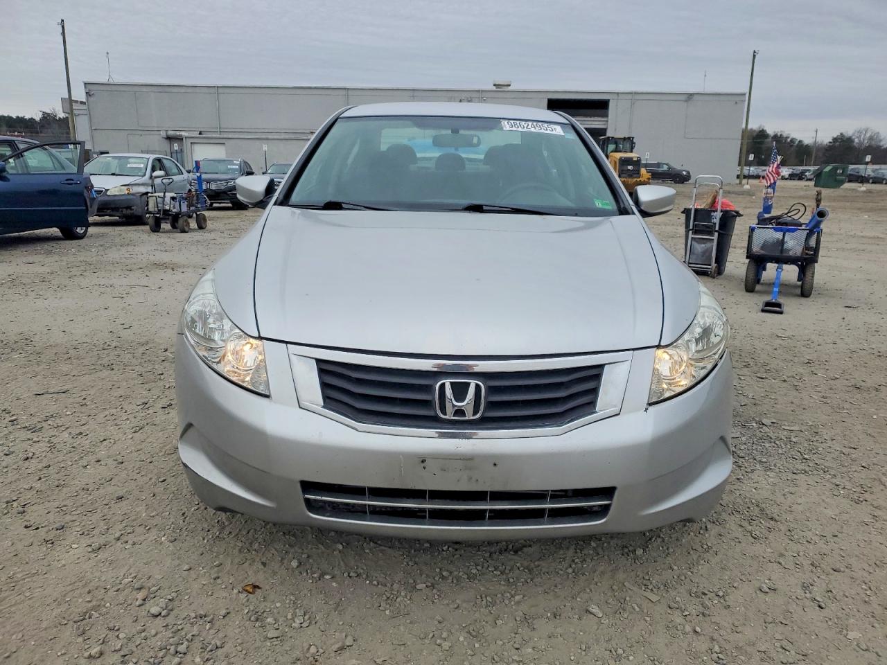 2010 HONDA ACCORD LX photo 5