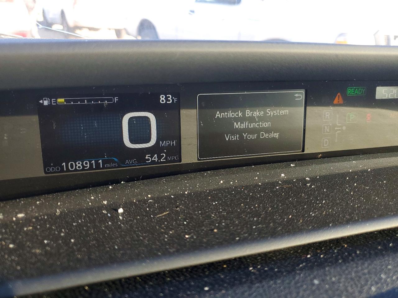 2018 TOYOTA PRIUS photo 9