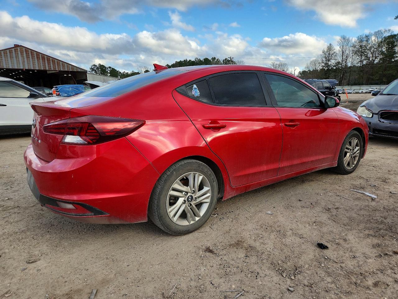 2020 HYUNDAI ELANTRA SEL photo 3
