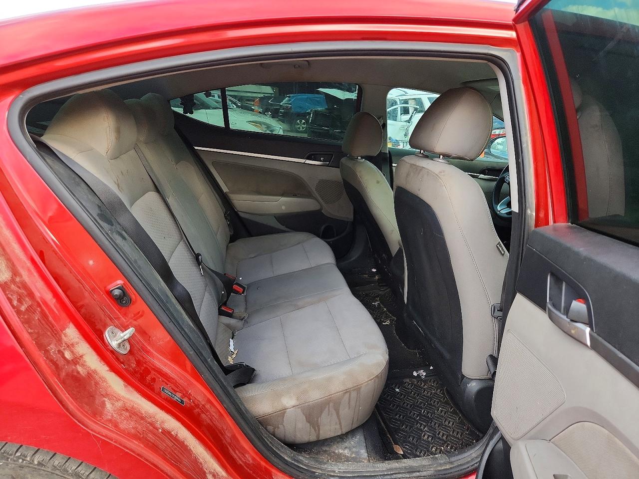 2020 HYUNDAI ELANTRA SEL photo 10