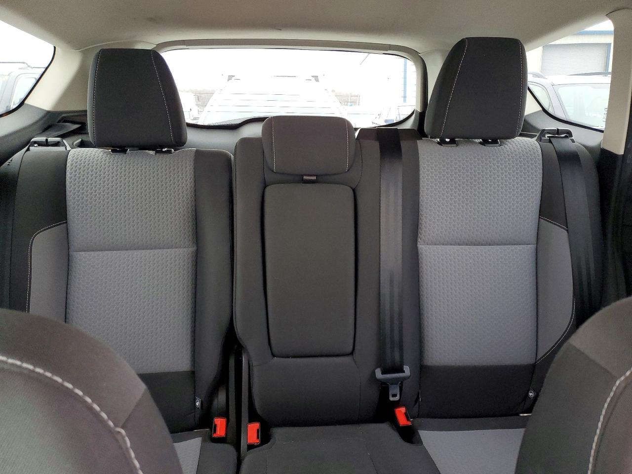 2017 FORD ESCAPE SE photo 19