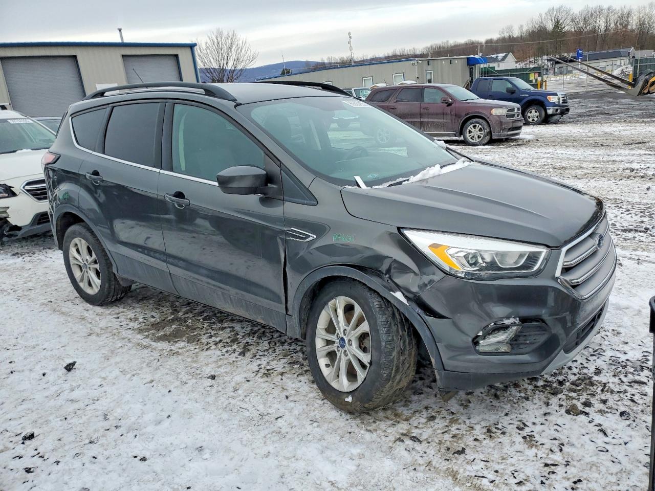 2017 FORD ESCAPE SE photo 7