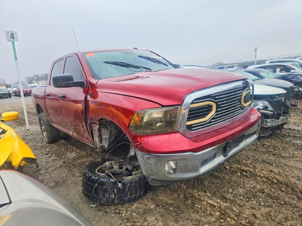 2015 RAM 1500 SLT photo 4