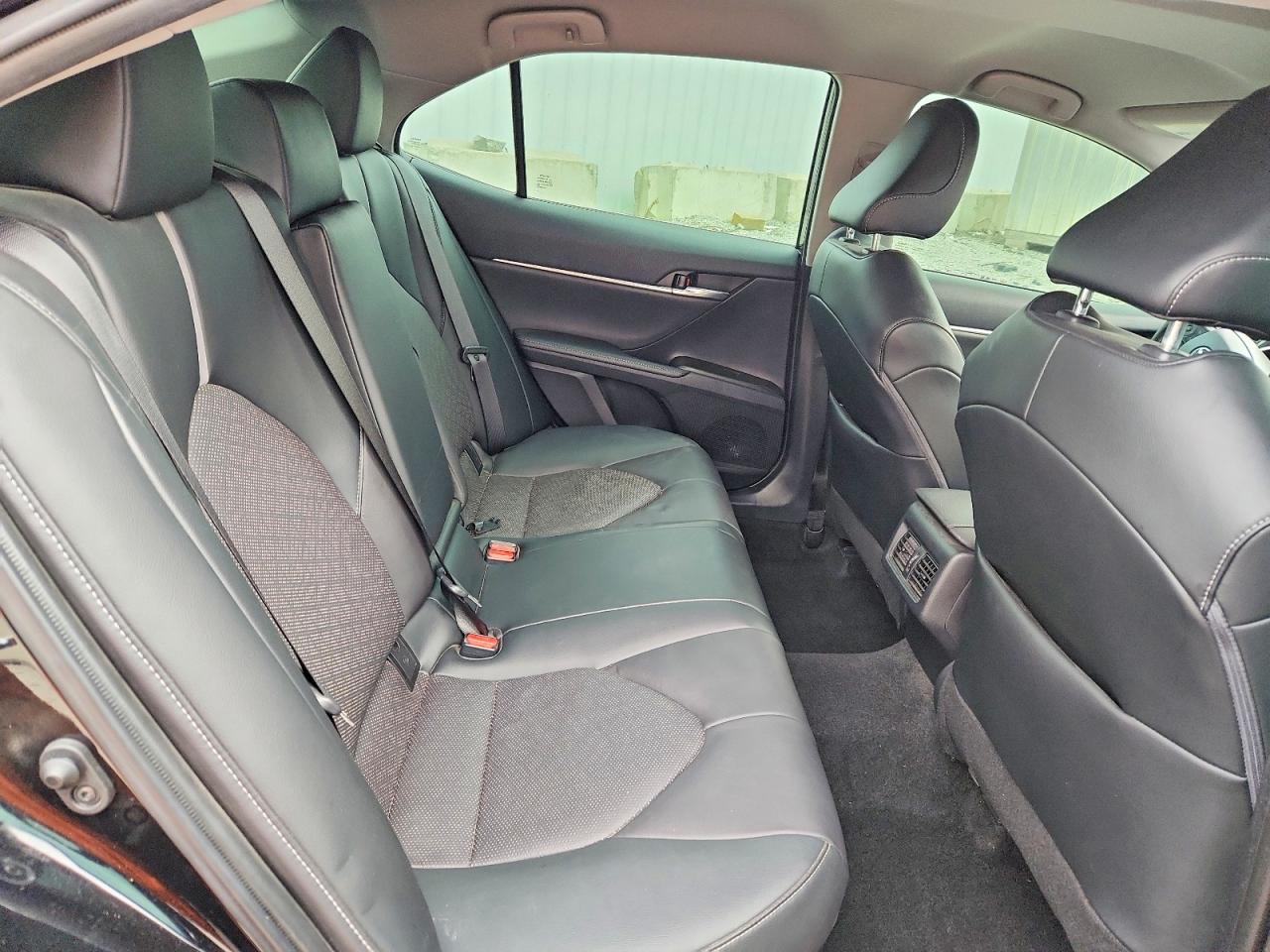 2022 TOYOTA CAMRY XSE photo 19