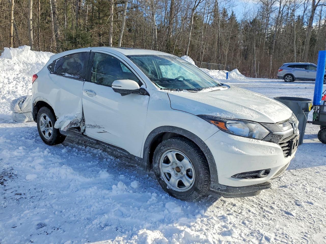 2016 HONDA HR-V EX photo 4