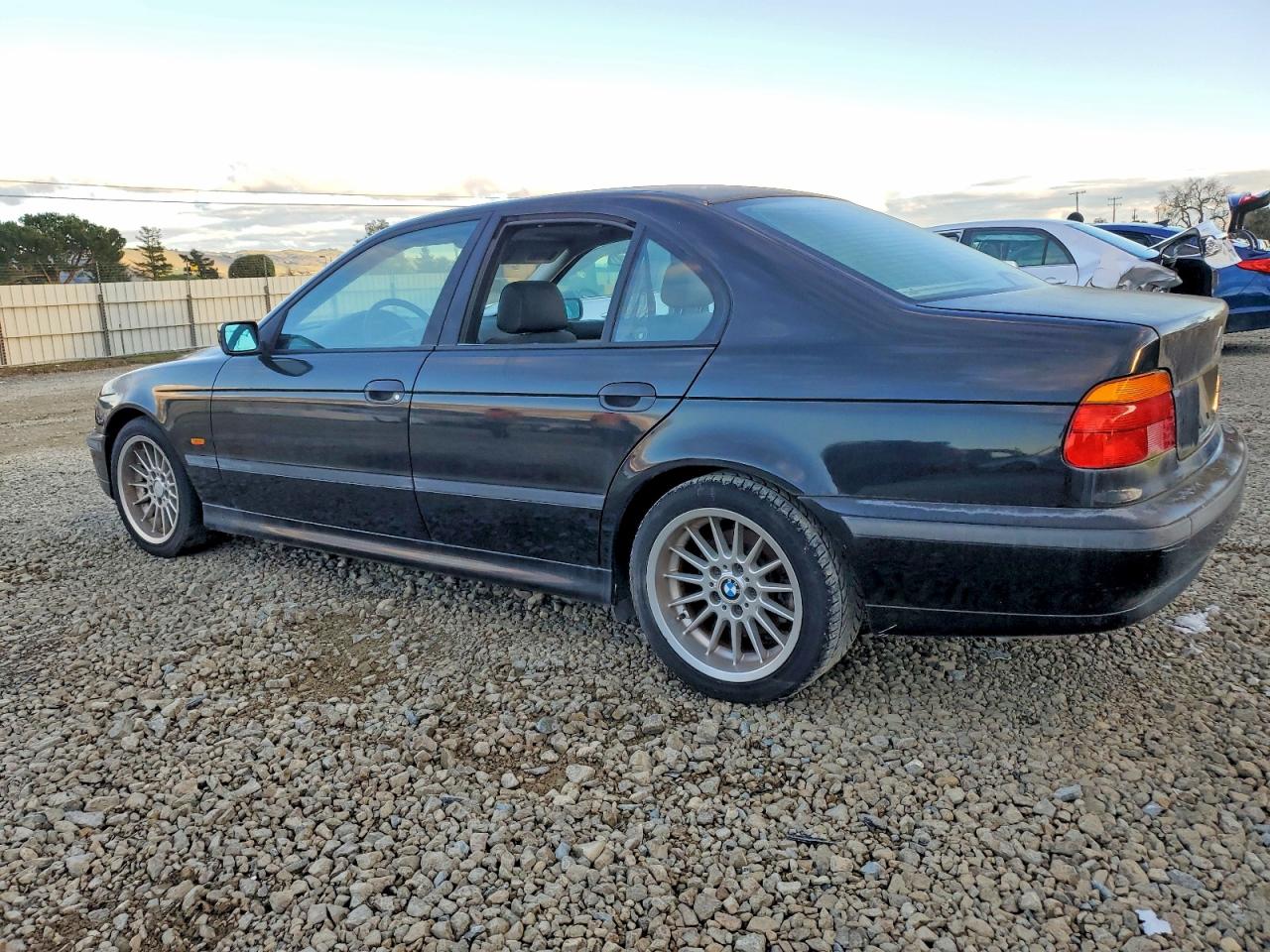 1998 BMW 5 SERIES photo 2