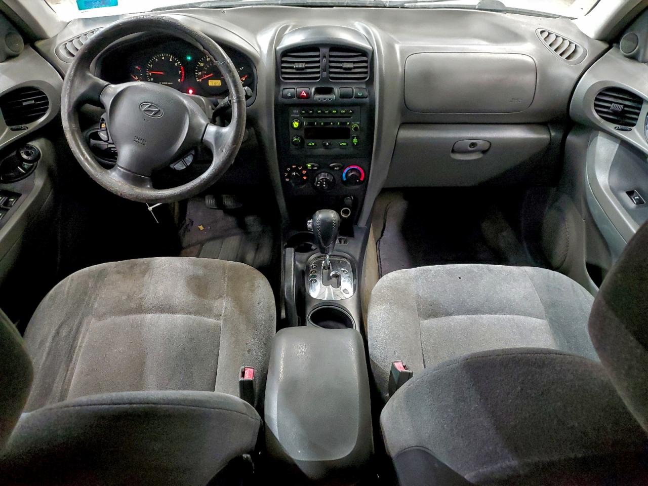 2004 HYUNDAI SANTA FE GLS photo 8