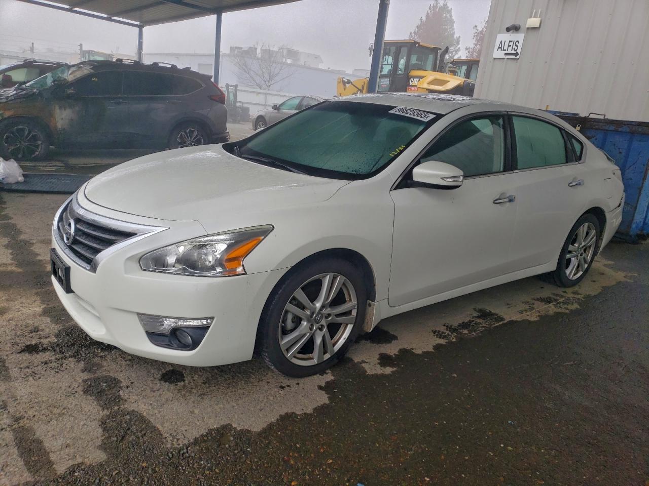 2013 NISSAN ALTIMA