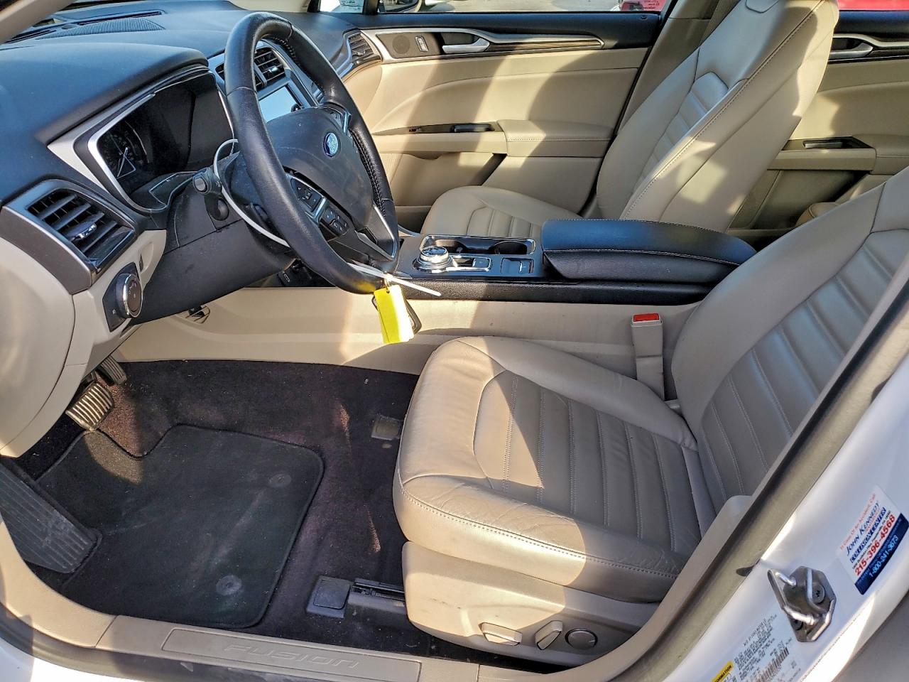 2017 FORD FUSION SE photo 13