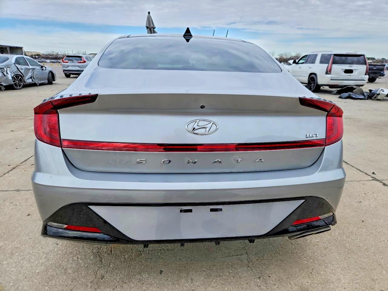 2020 HYUNDAI SONATA SEL PLUS photo 6