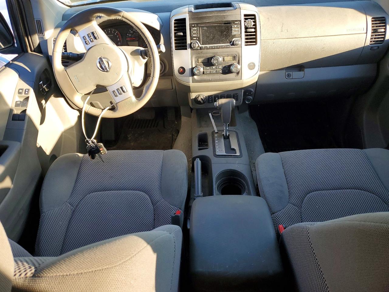 2017 NISSAN FRONTIER S photo 8