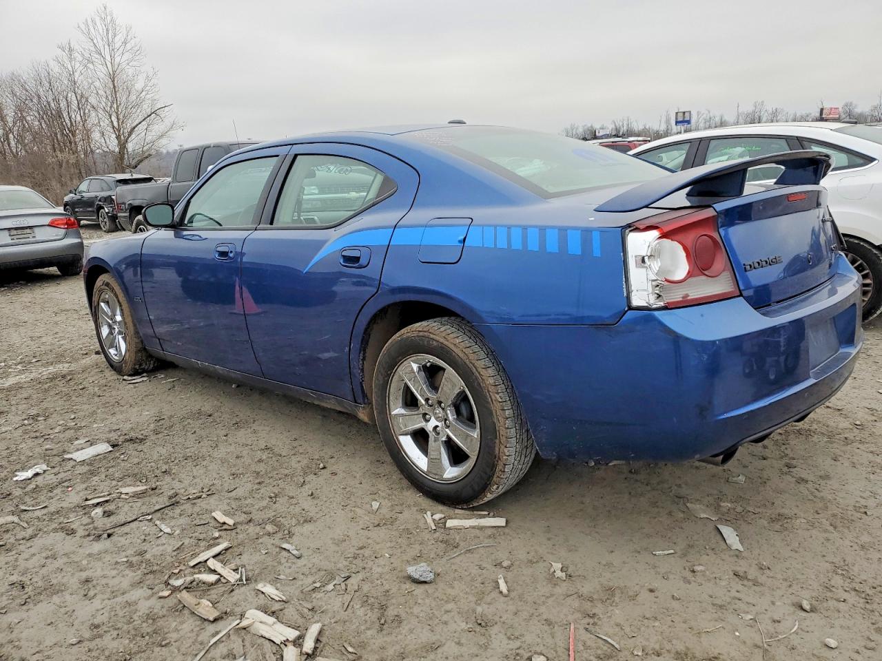2009 DODGE CHARGER SXT photo 2
