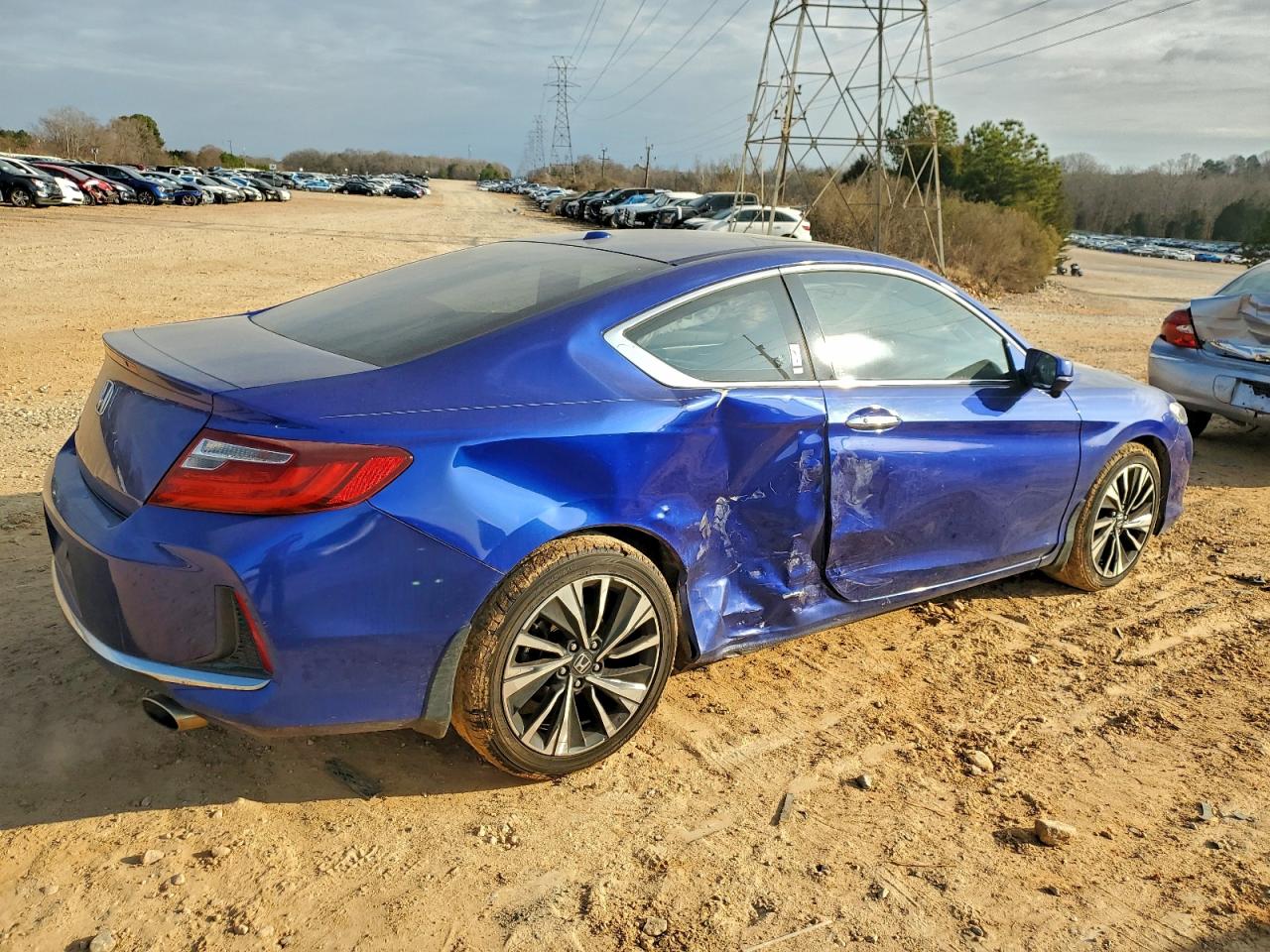 2017 HONDA ACCORD EX photo 3