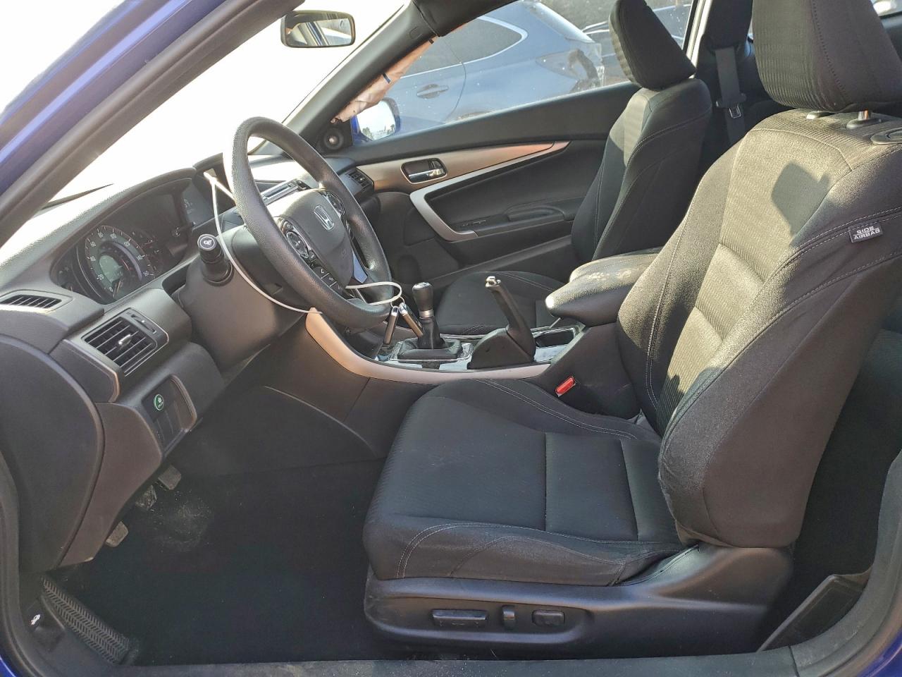 2017 HONDA ACCORD EX photo 7