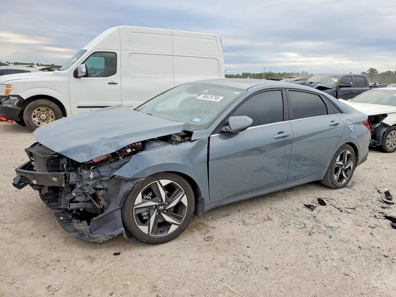 2023 HYUNDAI ELANTRA