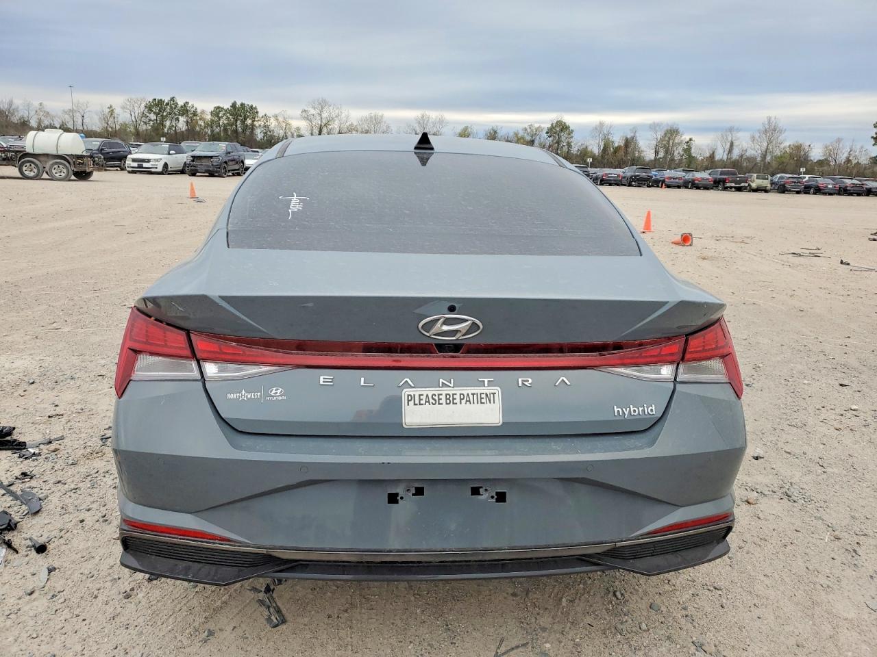 2023 HYUNDAI ELANTRA LIMITED photo 6