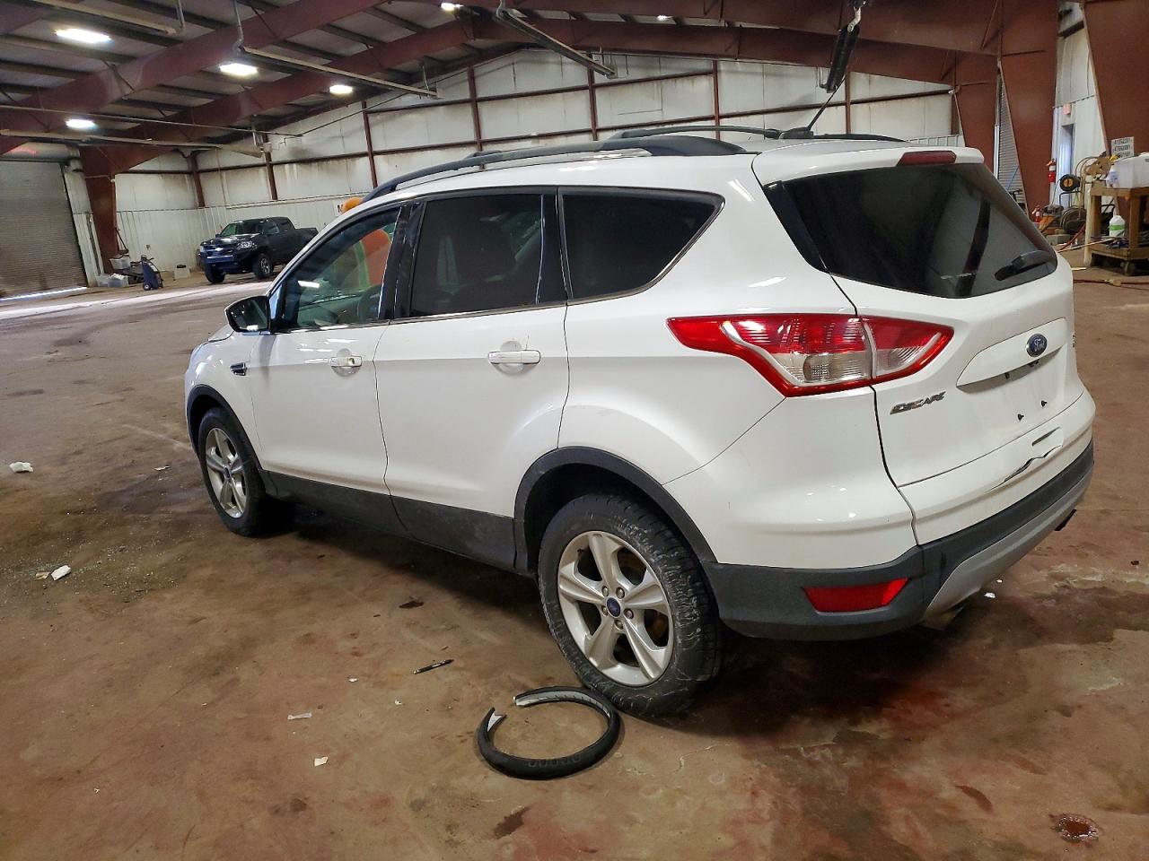 2016 FORD ESCAPE SE photo 2