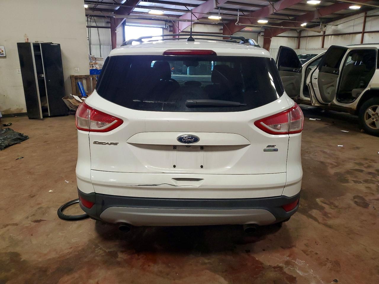2016 FORD ESCAPE SE photo 6