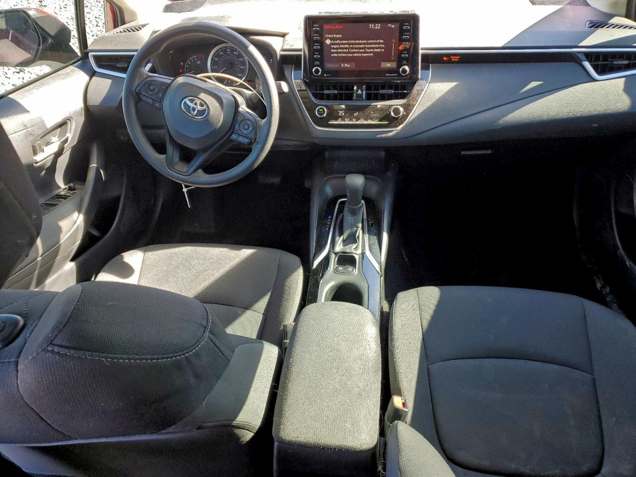 2021 TOYOTA COROLLA LE photo 8