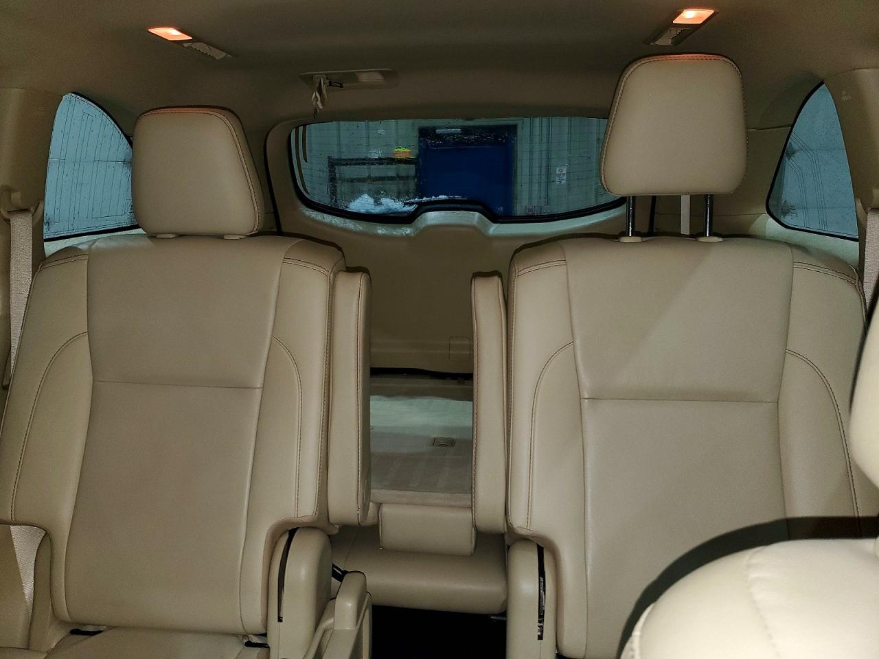 2019 TOYOTA HIGHLANDER XLE photo 10