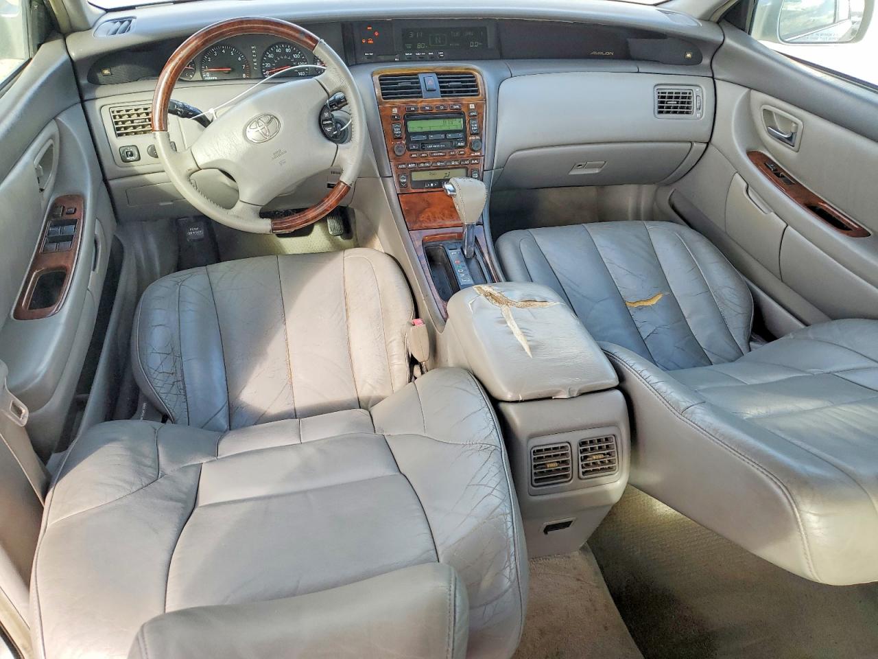 2004 TOYOTA AVALON XL photo 15