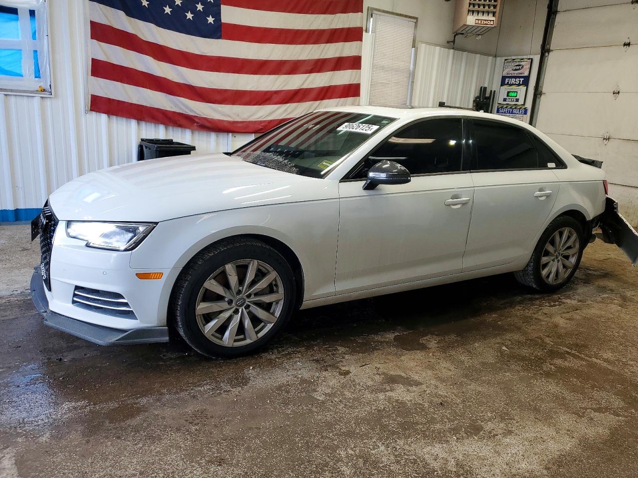 2017 AUDI A4