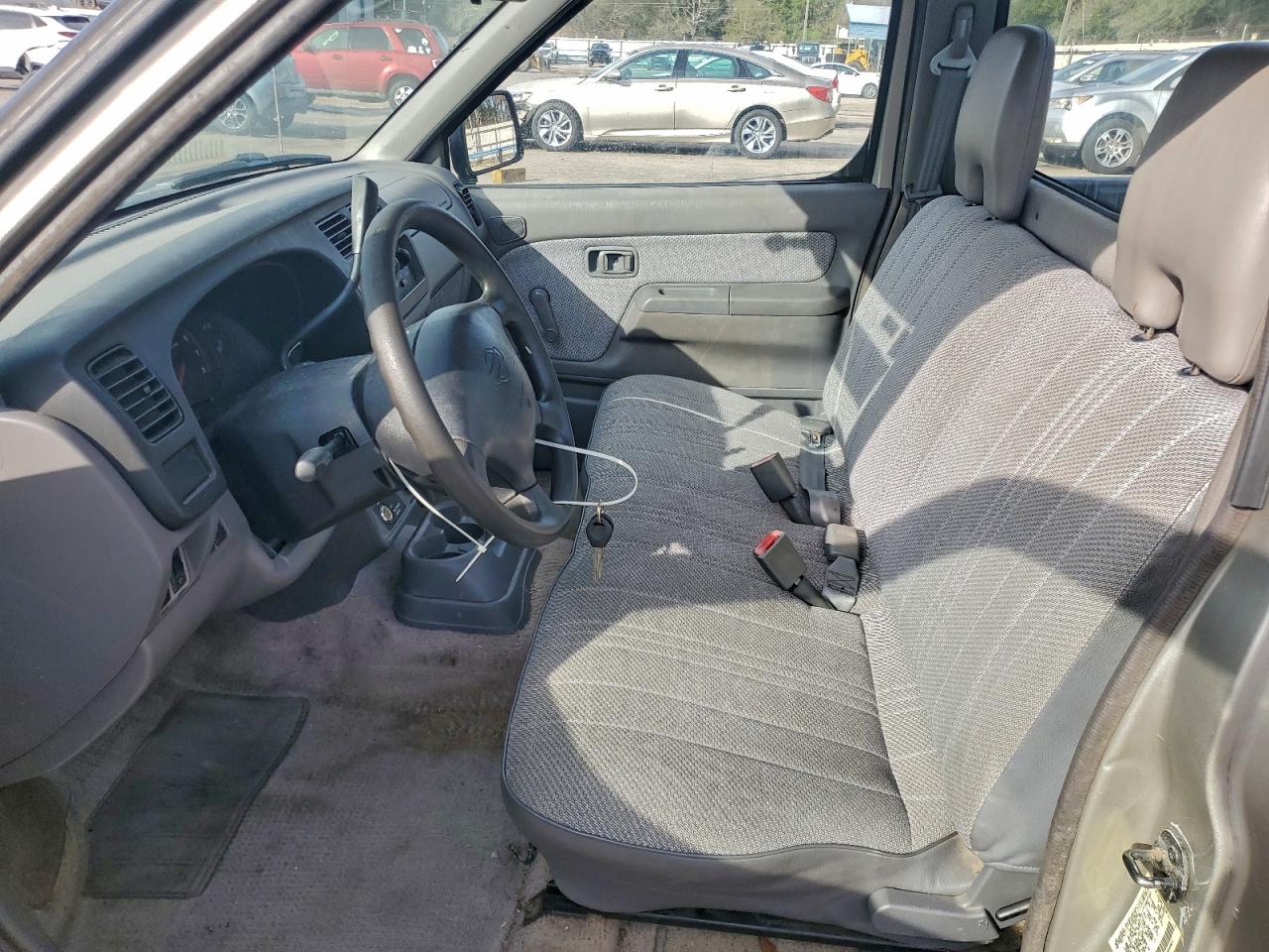 2000 NISSAN FRONTIER XE photo 7