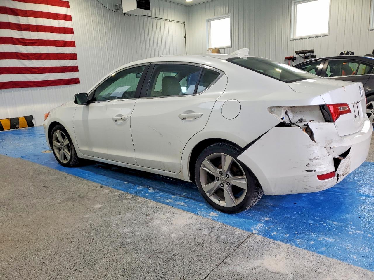 2015 ACURA ILX 20 TECH photo 2