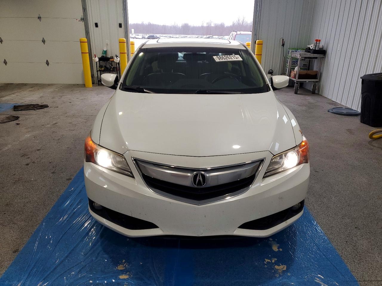 2015 ACURA ILX 20 TECH photo 5