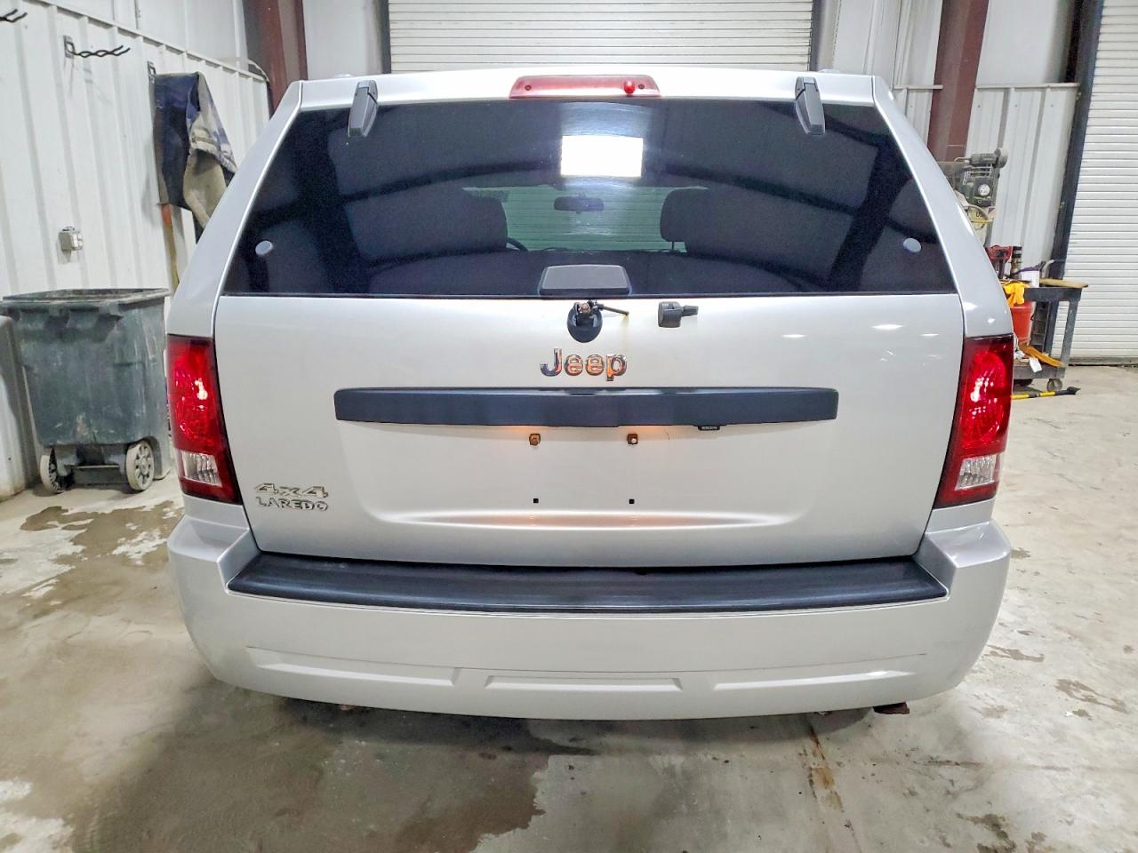 2007 JEEP GRAND CHEROKEE LAREDO photo 6