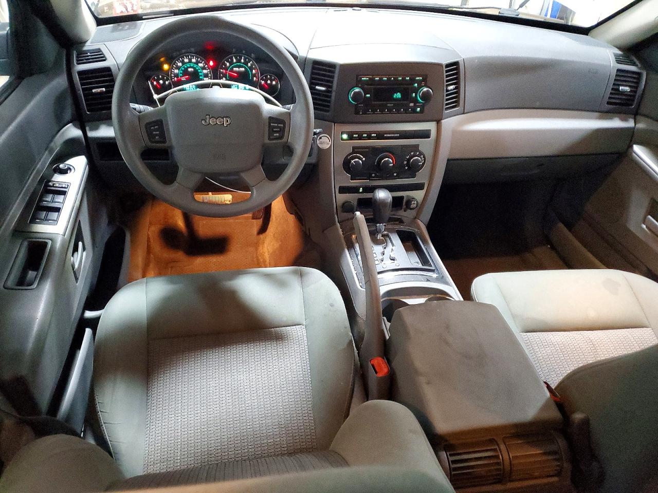 2007 JEEP GRAND CHEROKEE LAREDO photo 8