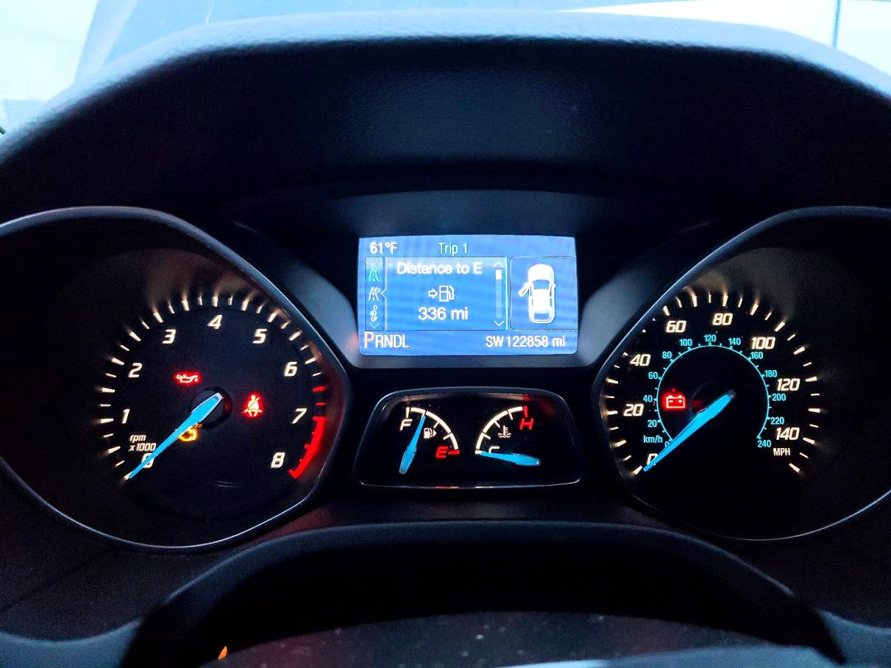 2014 FORD FOCUS SE photo 9