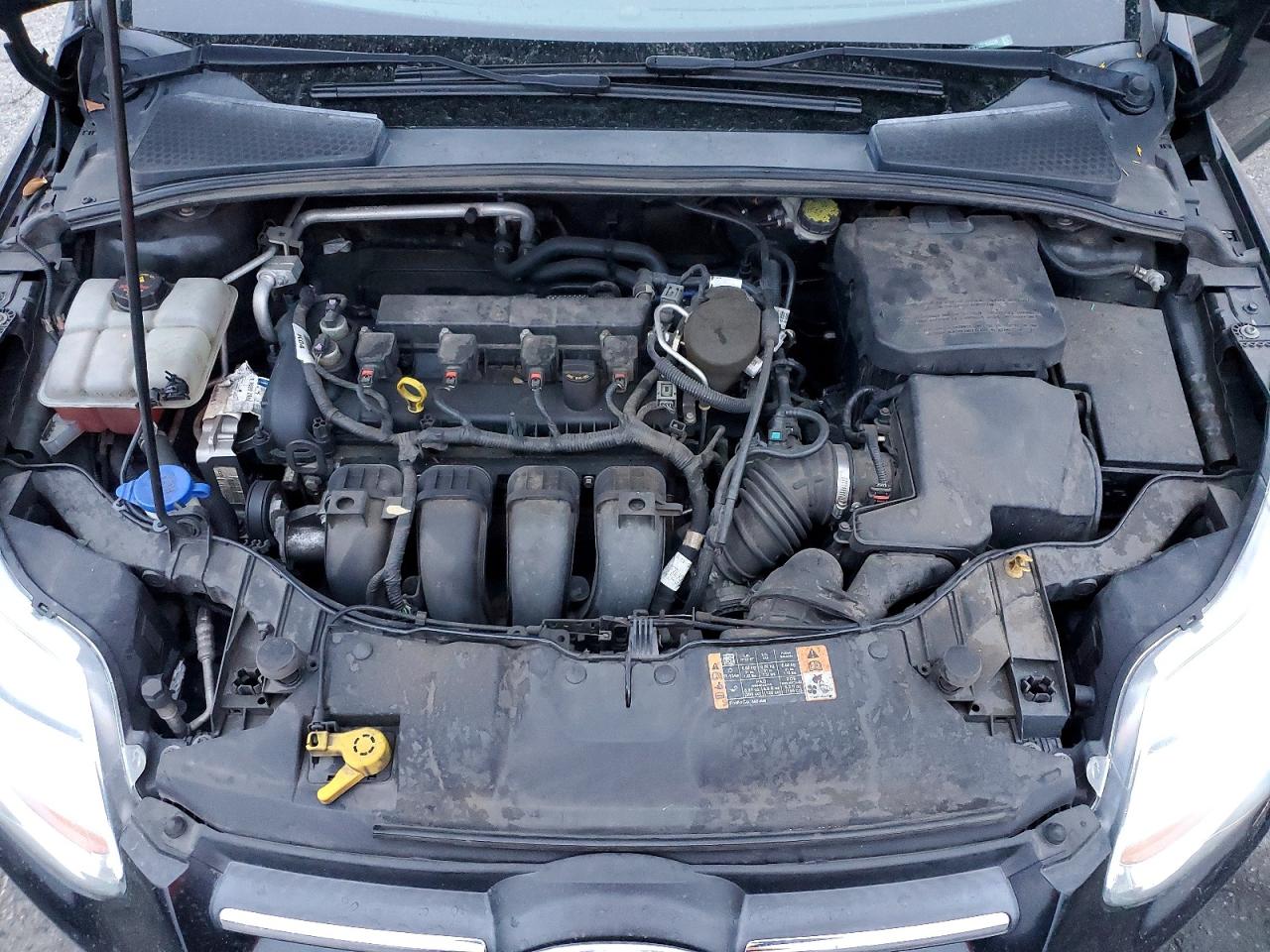2014 FORD FOCUS SE photo 11