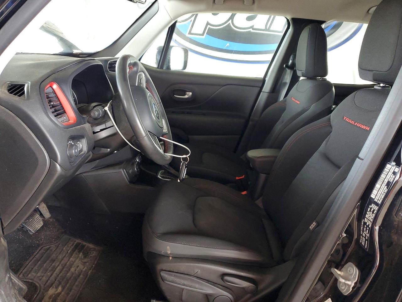 2023 JEEP RENEGADE TRAILHAWK photo 19