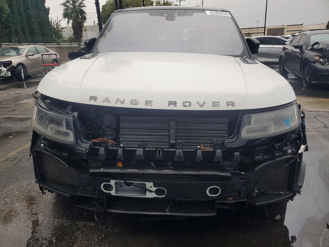 2018 LAND ROVER RANGE ROVER SPORT HSE photo 5