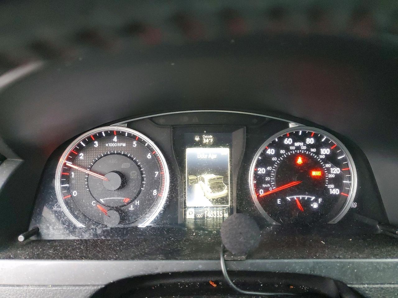 2015 TOYOTA CAMRY LE photo 9