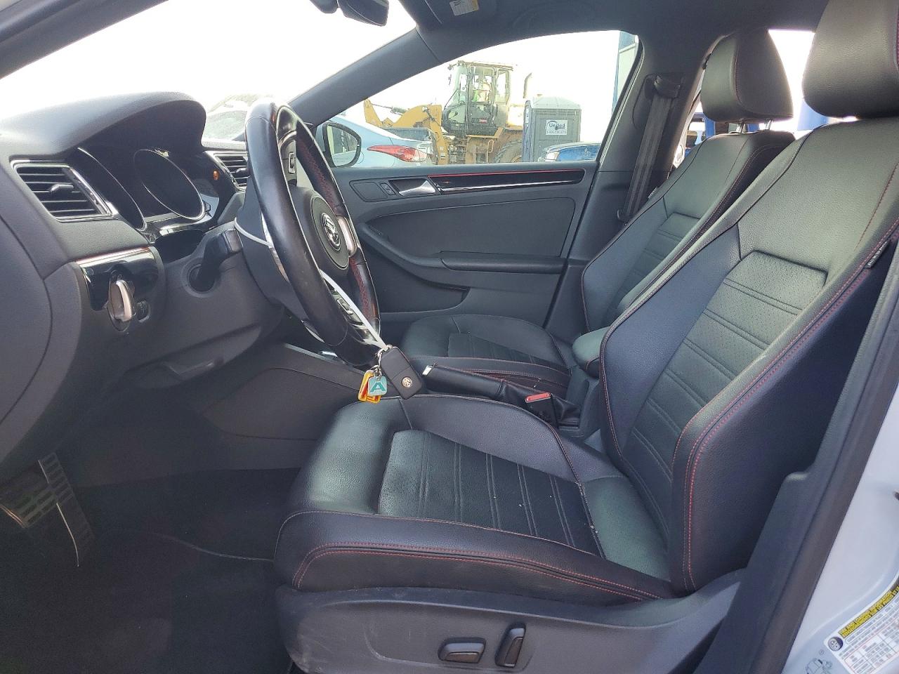 2017 VOLKSWAGEN JETTA GLI photo 7