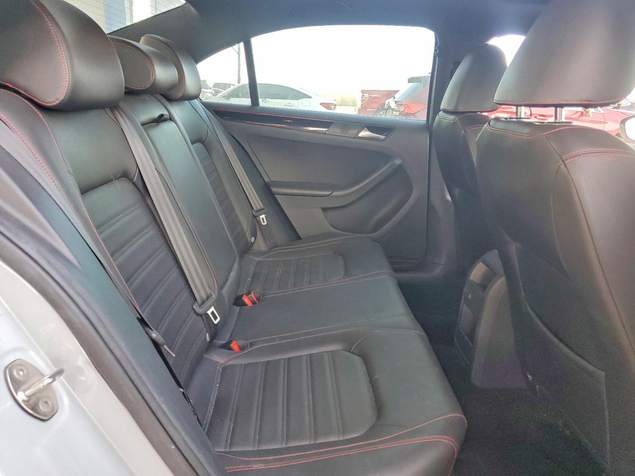 2017 VOLKSWAGEN JETTA GLI photo 10