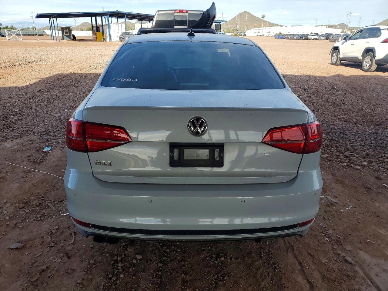 2017 VOLKSWAGEN JETTA GLI photo 6
