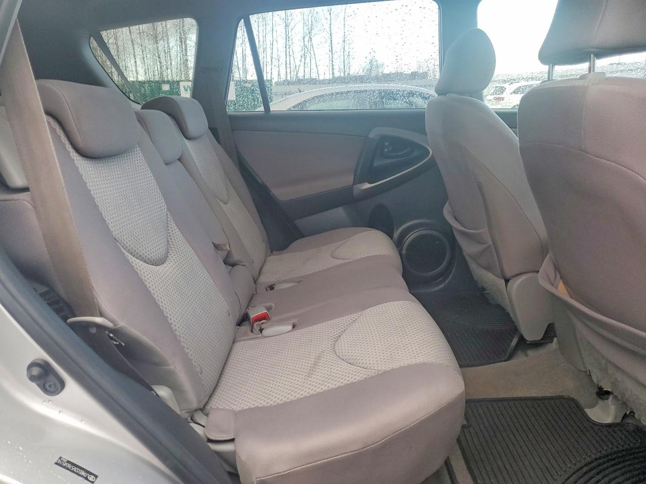 2007 TOYOTA RAV4 photo 11