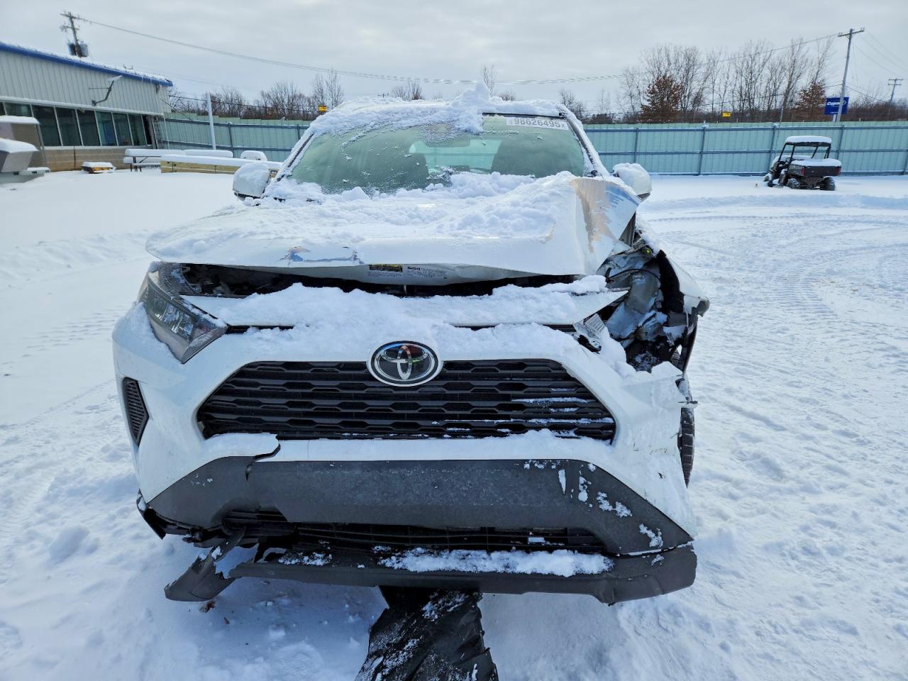 2019 TOYOTA RAV4 LE photo 5