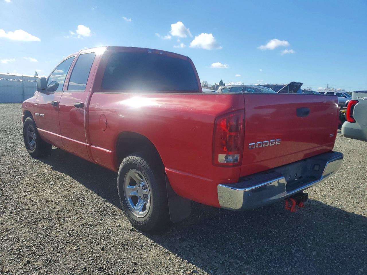 2004 DODGE RAM 1500 ST photo 2