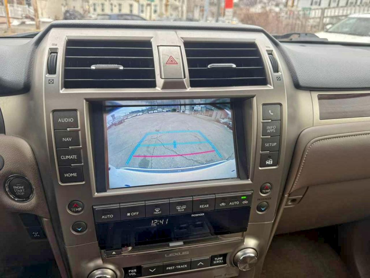 2017 LEXUS GX 460 photo 12
